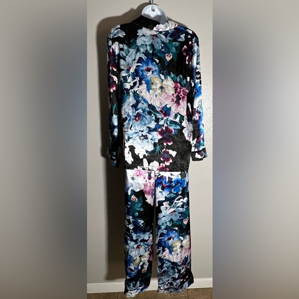In Bloom by Jonquil pant pajama set size Small - Picture 5 of 14